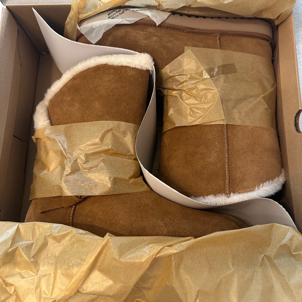 Koolaburra by UGG Boot -BRAND NEW!! - Picture 3 of 6